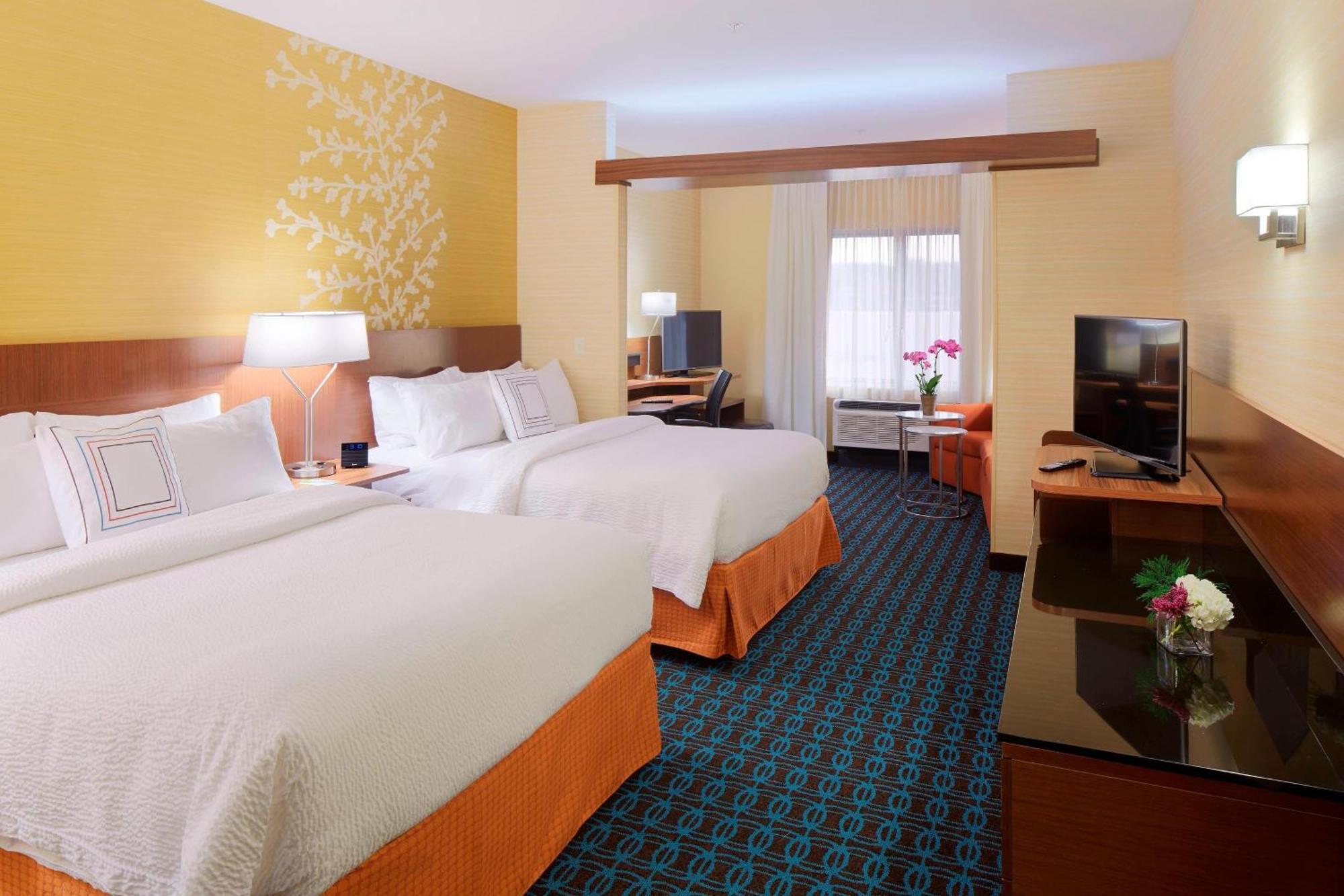 Fairfield Inn & Suites By Marriott Springfield Northampton/Amherst Zewnętrze zdjęcie