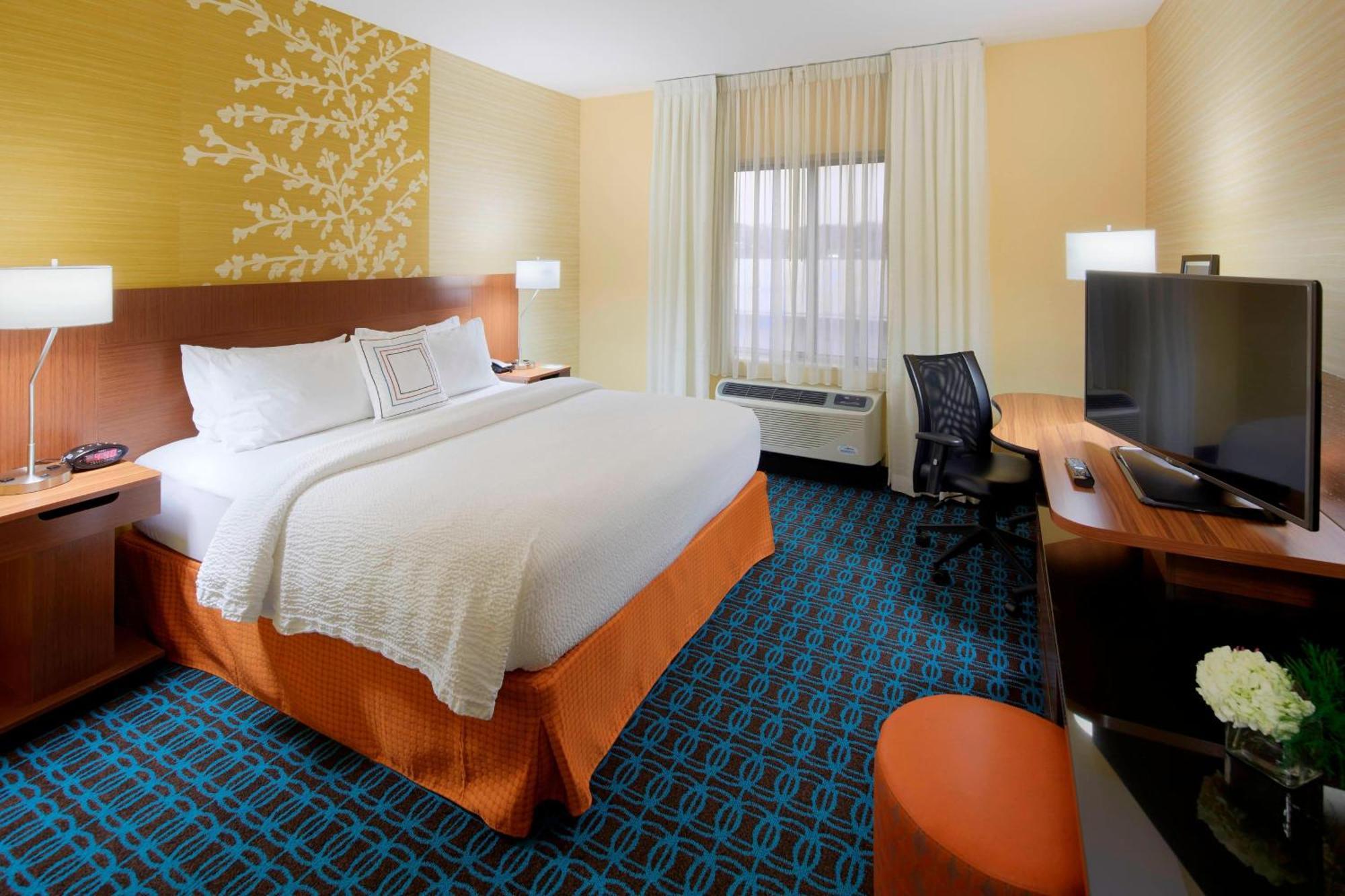 Fairfield Inn & Suites By Marriott Springfield Northampton/Amherst Zewnętrze zdjęcie