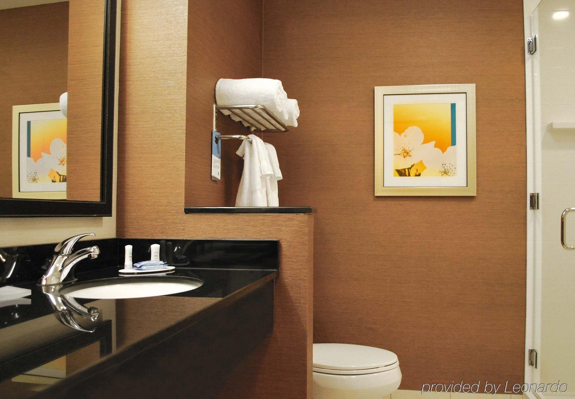 Fairfield Inn & Suites By Marriott Springfield Northampton/Amherst Zewnętrze zdjęcie